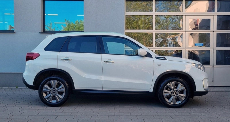 Suzuki Vitara cena 68900 przebieg: 116296, rok produkcji 2018 z Gdynia małe 596